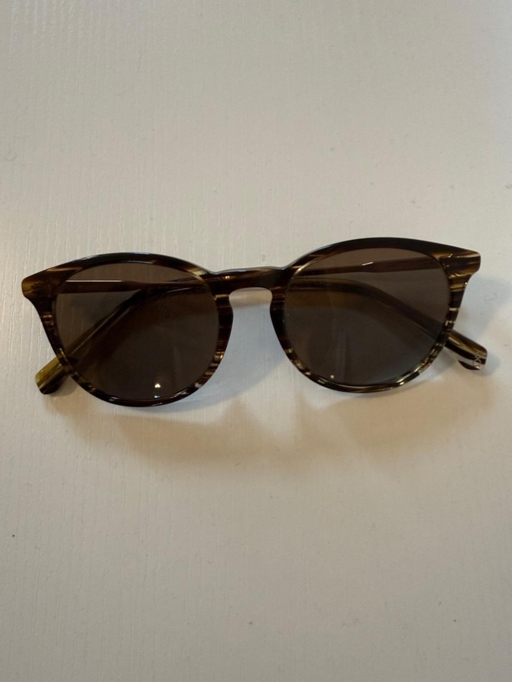 Classic Round Women’s Sunglasses in Tortoiseshell